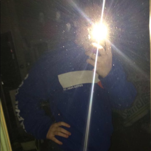 Meet your Posher, Mayim - Picture 1 of 1